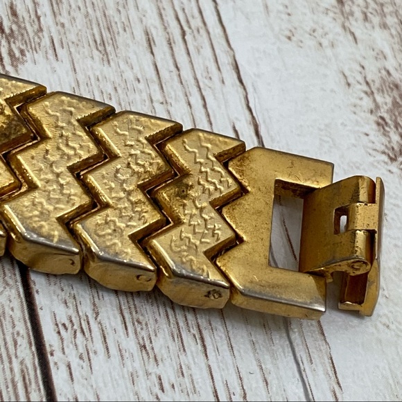 Vintage SOLITAIRE Jeweled Link Square Face Watch - Picture 11 of 11